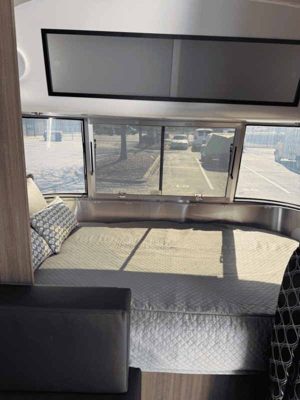 Used 2024 Airstream Caravel 20FB - Image 17