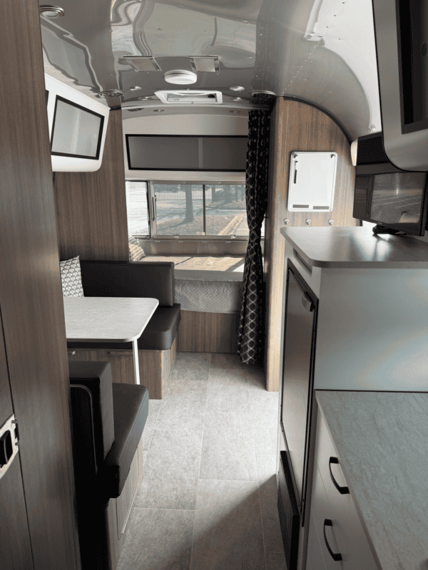 Used 2024 Airstream Caravel 20FB - Image 12