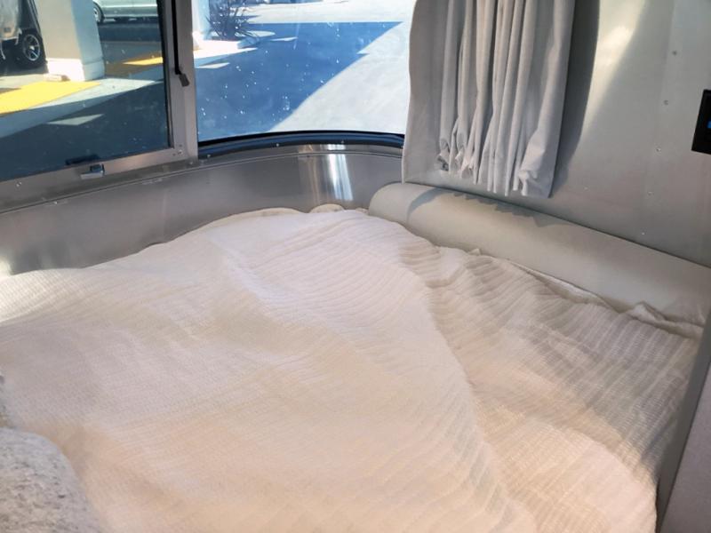 New 2026 Airstream Caravel 20FB - Image 14