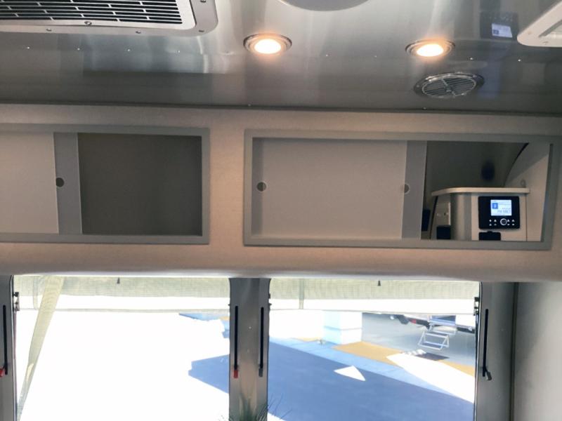 New 2026 Airstream Caravel 20FB - Image 16