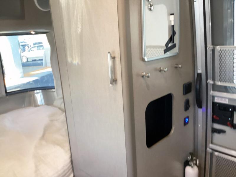 New 2026 Airstream Caravel 20FB - Image 19