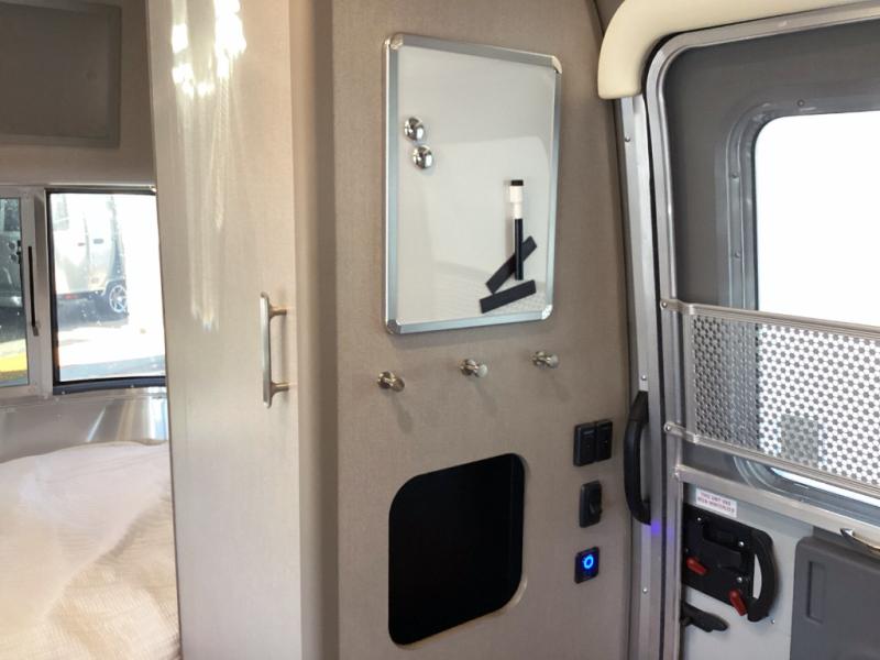 New 2026 Airstream Caravel 20FB - Image 46